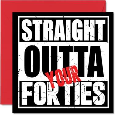 Imagem de Cartões engraçados de aniversário de 50 anos para homens e mulheres - Straight Outta Your Fourties - Cartão de feliz aniversário para mãe, pai, irmão, irmã, tio, 145 mm x 145 mm, piada, humor, banter,