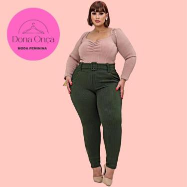 Imagem de Calça Feminina Plus Size 3D Canelada Com Bolso e Cinto Fake, Verde, 52