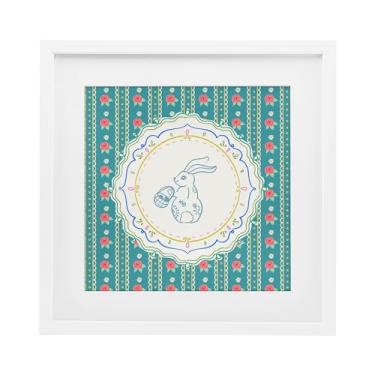 Imagem de Stupell Industries Estampa emoldurada branca de coelho com estampa de listras florais sob vidro, design de Angela Steahling, 33 x 33