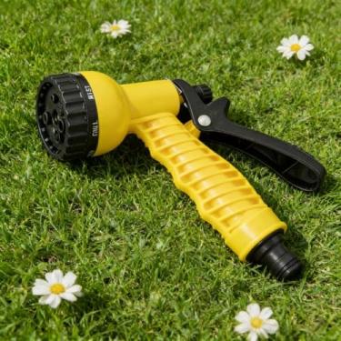 Imagem de Pulverizador de mangueira portátil amarelo de 7 padrões, 1 pistola de água leve de jardim para irrigação, limpeza ao ar livre