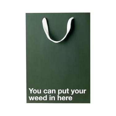 Imagem de MilkToast Brands Sacos de presente engraçados Stoner – Saco de presente de papel kraft médio com frases hilárias sarcásticas que você pode colocar sua erva aqui – Embalagem de presente para