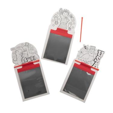 Imagem de Fun Express Telas mágicas para colorir sua própria cartolina patriótica - 12 peças