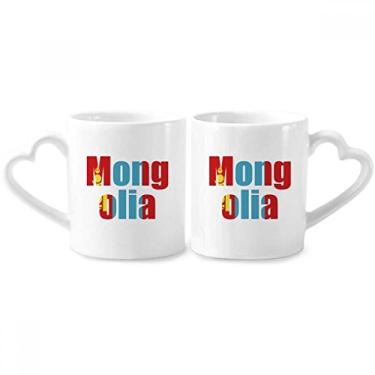 Imagem de Conjunto de canecas de porcelana para casais com nome da bandeira do país da Mongólia com alça de coração