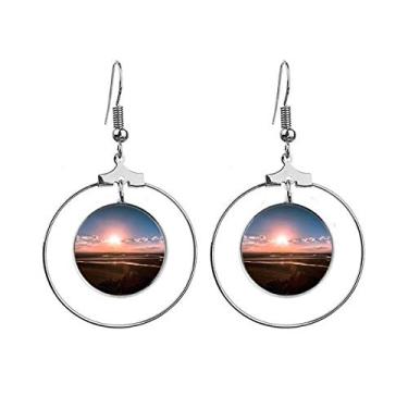 Imagem de Céu vermelho nuvens escuras Art Deco presente brincos moda argola pendentes joia círculo gota