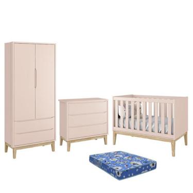 Imagem de Dormitório Infantil Classic 2 Portas, Cômoda 3 Gavetas, Berço com Pés Madeira Natural e Colchão - Reller Móveis Rosa Fosco