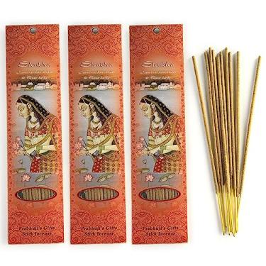 Imagem de Prabhuji's Gifts Palito de incenso enrolado à mão Shubha – Espiritual Incenso Aromático – para meditação, ioga, relaxamento e aromaterapia – Jasmim, lavanda e lírio rosa – 3 pacotes de 10 palitos