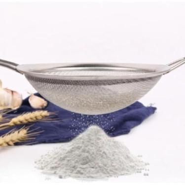 Imagem de Peneira de Cozinha em Aço Inox, Malha Fina, 8cm Diâmetro, 20cm Comprimento, Cabo Longo, Filtragem Precisa