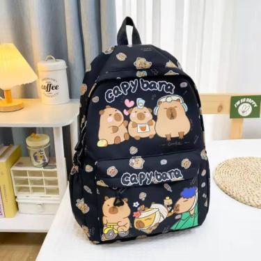 Imagem de Mochila Escolar Capivara Adorável Preta