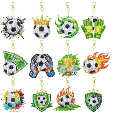 Imagem de 12 peças 5D DIY futebol diamante pintura arte chaveiros kits para iniciantes adultos bolas esportivas penduradas dupla face chaveiros e ornamentos para presentes de decoração (key08)