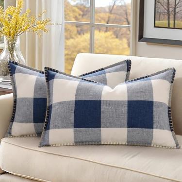 Imagem de decorUhome Conjunto de 2 capas de almofada xadrez Buffalo xadrez 30,5 x 50,8 cm, capas decorativas de linho lombar para casa de fazenda com borda costurada para cama, sofá, azul marinho e branco
