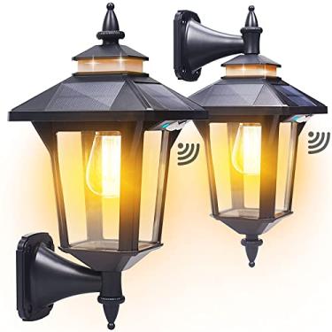 Imagem de Kuniwa Luzes de parede solares ao ar livre: Luz solar de alpendre do crepúsculo ao amanhecer, 3 modos e sensor de movimento à prova d'água lâmpada de arandela para pátio garagem jardim celeiro quintal