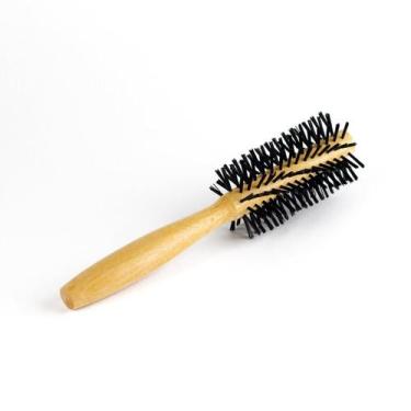 Imagem de Escova gabriela cerdas nylon  cabo de madeira - ref. 810 - SEM MARCA