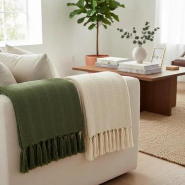 Imagem de Kit Com 2 Mantas Decorativas Verde Oliva E Cru Para Sofá Poltronas e C