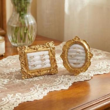 Imagem de Conjunto de suporte de anel vintage dourado: 2 peças organizador de joias barroco oval e retangular com bandeja macia - suporte de brinco para exibição de casamento para mulheres, aniversário, noivado