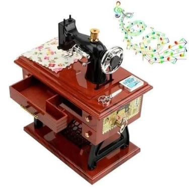 Imagem de Mini Máquina de Costura Vintage - Estilo Manivela, Caixa de Música e P