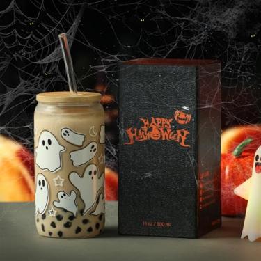 Imagem de KMCCUMBER Copo de vidro de outono fantasma de Halloween com tampas e canudos, caneca de outono fantasma de 473 ml, copo de vidro de café gelado, copos de vidro assustadores, presentes góticos