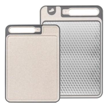 Imagem de XIAPIA Conjunto de tábuas de corte 2 em 1 (pacote com 2), tábuas de corte de aço inoxidável e plástico para cozinha, tábua de corte de metal não tóxica e livre de BPA, afiador de facas embutido