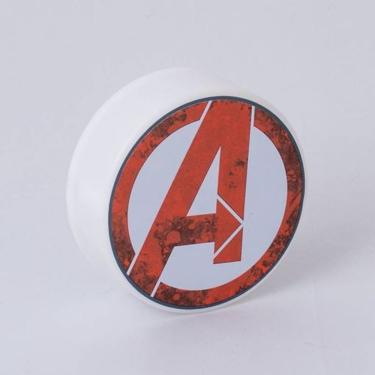 Imagem de Luminária Led Redonda Usb Avengers - Iluminação Heroica Para Seu Espaço!
