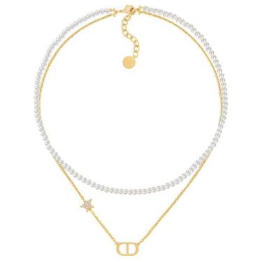 Imagem de Merlinae Colar de pérolas de cobre banhado a ouro 18K, com design luxuoso de letras e pingente tridimensional retangular, alças empilhadas de camada dupla destacando o charme moderno das joias