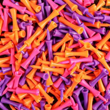 Imagem de Amy Sport Golf Castle Tees plástico altura consistente 2 1/4 polegadas valor pacote com 100, camiseta reutilizável inquebrável para prática de furos Par 3 em laranja rosa roxo (cor mista)