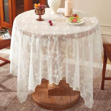 Imagem de Huierxun Toalha de mesa de renda branca 135 x 135 polegadas vintage bege floral bordado toalha de mesa rústica boho chique casamento toalha de mesa de chuveiro nupcial sobreposição (bege C, 139,7 cm x