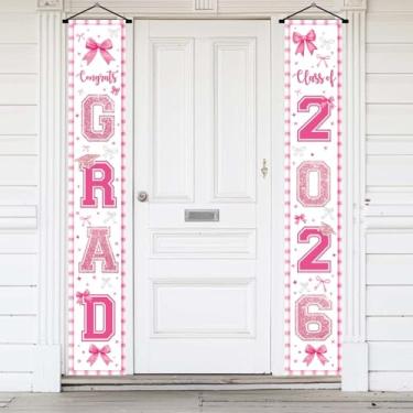 Imagem de Decoração de formatura rosa Classe de 2026 Faixa de formatura suspensa - Rosa Branco Congrats Grad Banner Sinal de varanda para porta da frente, Banners de porta de graduação 2026 Suprimentos de