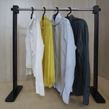 Imagem de Cabideiro Simples De Piso Chão Arara Camiseiro Desmontável Preto Laca