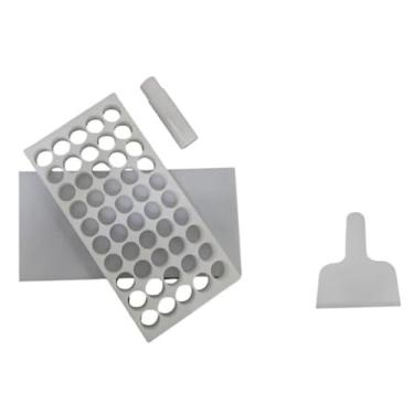 Imagem de Placa Porcionadora de Doces Brigadeiro Beijinho 15g 45 Furos + Espátula