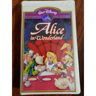 Imagem de Alice in Wonderland (Walt Disney Masterpiece Collection) [VHS]