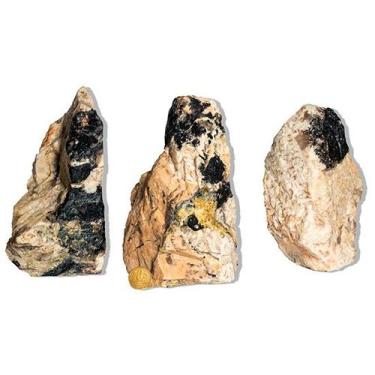 Imagem de Turmalina Preta no Feldspato - Peça Natural de 1 a 2 Kg com Altura de 