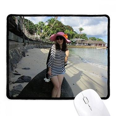 Imagem de Tapete de borracha para jogos Beach Coconut Tree Ellie Yao Girl Stone Mousepad com borda costurada