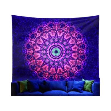 Imagem de Tapeçaria De Mão Hamsa Com Ilusão Neon, Nebulosa Cósmica, Olho Que Tud