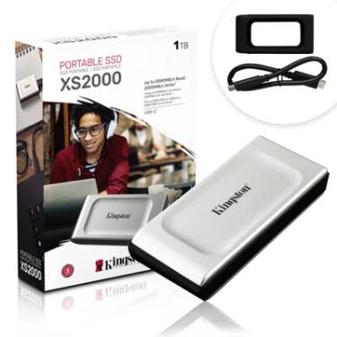 Imagem de SSD Externo Kingston Xs2000, 1TB, USB-C 3.2, Leitura 2000MB/s, C/ Capa De Borracha - Sxs2000/1000g