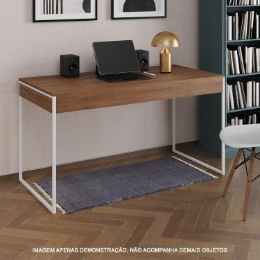 Imagem de Escrivaninha Industrial Madeira Padrão Office Amêndoa 137X53Cm Com Base Em Ferro Branco