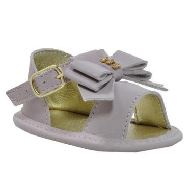 Imagem de Sapatinho de Bebê Bicho de Pé - Sandália Feminina c/ Fivela e Laço - S