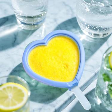 Imagem de Forma de picolé de silicone em forma de coração, máquina de sorvete de peça única com bastão disponível em quatro cores para petiscos congelados caseiros