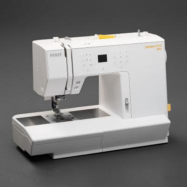 Imagem de Máquina de costura Passport 3.0 com Transporte Duplo Integrado Bivolt