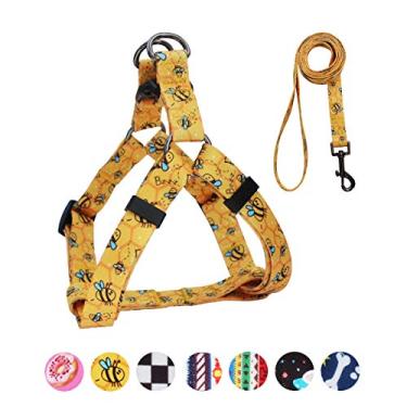 Imagem de QQPETS Conjunto de trela para cães ajustável resistente sem puxar arnês para cães de raças pequenas médias grandes e grandes clipe traseiro antitorção perfeito para caminhar (M(circunferência do peito de 48 cm-66 cm), abelha amarela)
