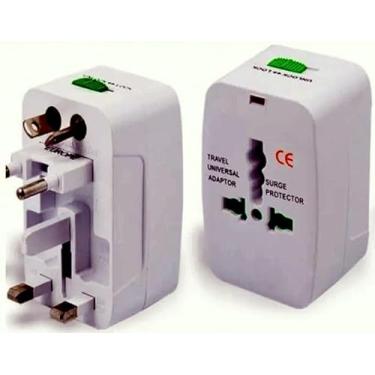 Imagem de Adaptador de Tomada Universal Internacional para Viagem - Compatível com + 150 Países