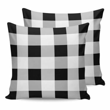 Imagem de HilariousM Pacote com 2 capas de almofada xadrez búfalo para ambientes externos à prova d'água 45,7 x 45,7 cm, capas decorativas de poliéster xadrez preto e branco para decoração de sofá de jardim
