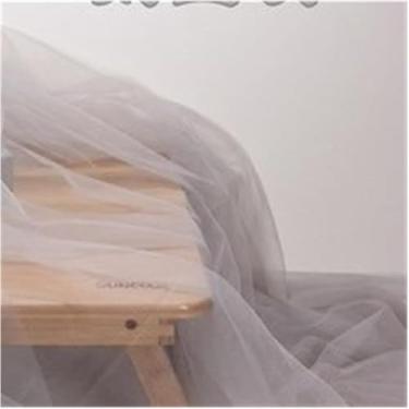 Imagem de Rolo De Fio De Malha Luz Gaze Nevoeiro Tecido De Malha Macio Delicado Cor Pura Fio De Renda Para Diy Fundo Véu Vestido De Noiva Fada Decoração De Tule, Light Gray, L 200CM x W 160CM