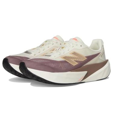 Imagem de New Balance FuelCell Rebel V5 Tênis de corrida feminino, Angorá/sombra da terra/sal marinho, 11 Wide
