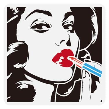 Imagem de FINGERINSPIRE Estêncil feminino aplicando batom para pintura, 30 x 30 cm, reutilizável, retrô, estilo quadrinhos, estêncil de rosto feminino, estêncil para pintura em tela de madeira, móveis de