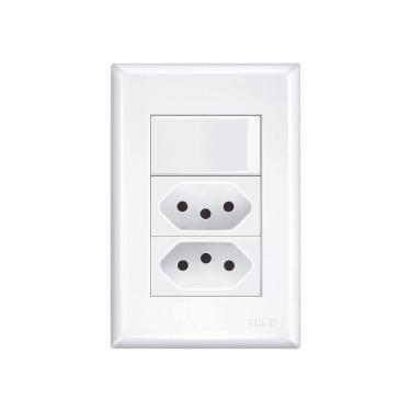 Imagem de Interruptor Simples E Tomada Dupla 2p+t 20a Fame Evidence Com Placa 4x2 Branco