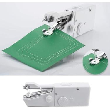 Imagem de Maquina De Costurar Portatil Viagem Mini A Pilha Eletrico Pratico. É Leve e Pequena, Ideal de Levar para Qualquer Lugar, Precisando Apenas de 4 pilhas AA.