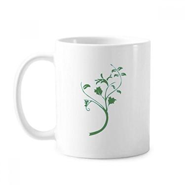 Imagem de Caneca de cerâmica com galhos de folhas verdes e flores em cerâmica para café e porcelana