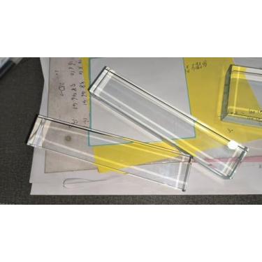 Imagem de Peso de papel vskikris Glass - 2 peças de blocos de vidro transparentes K9 para mesa de escritório e livros (15 x 3 x 2 cm) - Conjunto de artesanato e presentes de decoração de casa moderna com