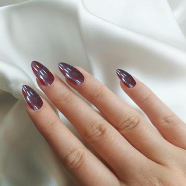 Imagem de Conjunto de unhas postiças em forma de amêndoa com efeito olho de gato com cola, comprimento médio, glitter (fúcsia fluorescente, F)