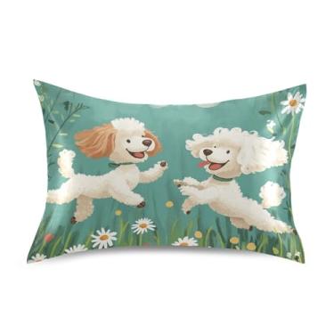 Imagem de Fronha de cetim para cabelo e pele semelhante a fronhas de seda, capa de almofada de cabelo macio e macio para dormir com fecho de envelope, cães poodle felizes, grama primaveril