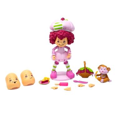 Imagem de Boss Fight Studio Strawberry Shortcake Deluxe Raspberry Tart Collectible Action Figure – Highly Articulated Fruity Scented Figurine with Accessories, Interchangeable Parts, and Stand – 1:12